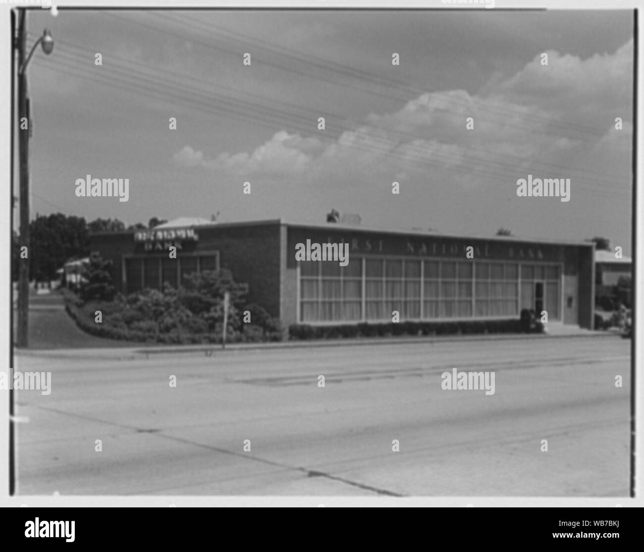 Roslyn glen hires stock photography and images Alamy