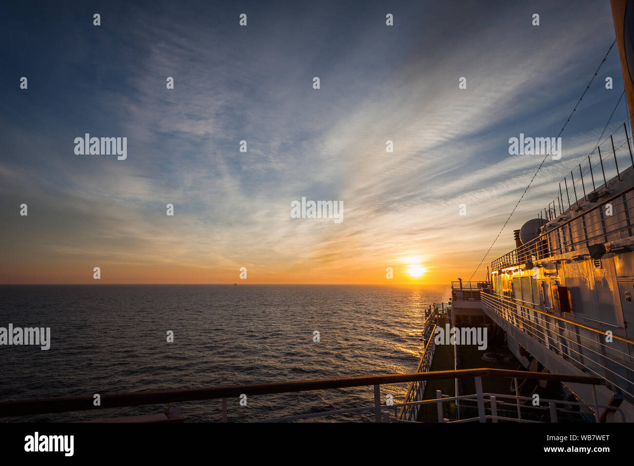 Yacht sunset deck hi-res stock photography and images - Alamy