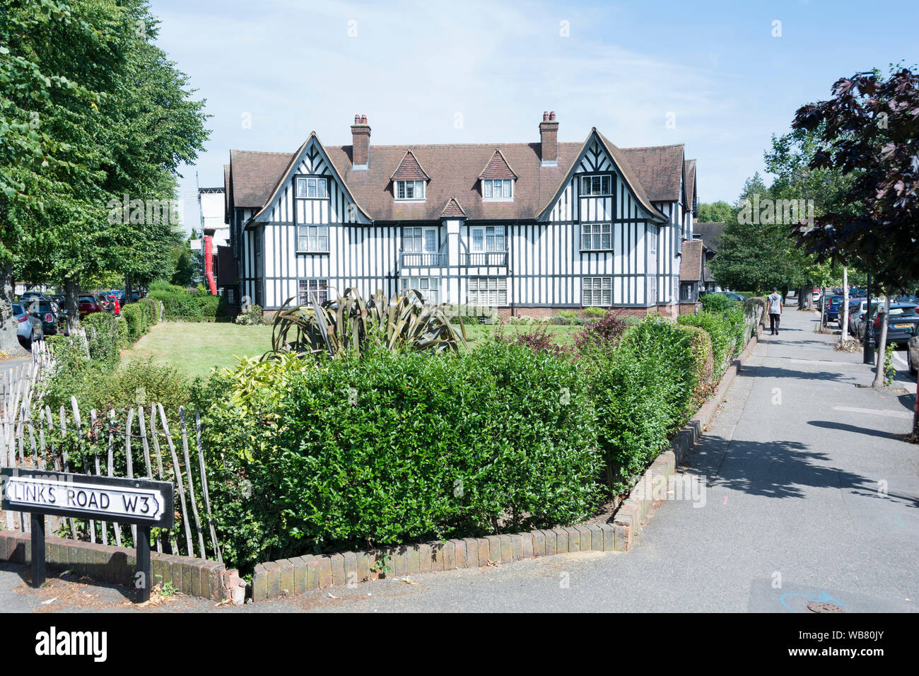 West acton hires stock photography and images Alamy