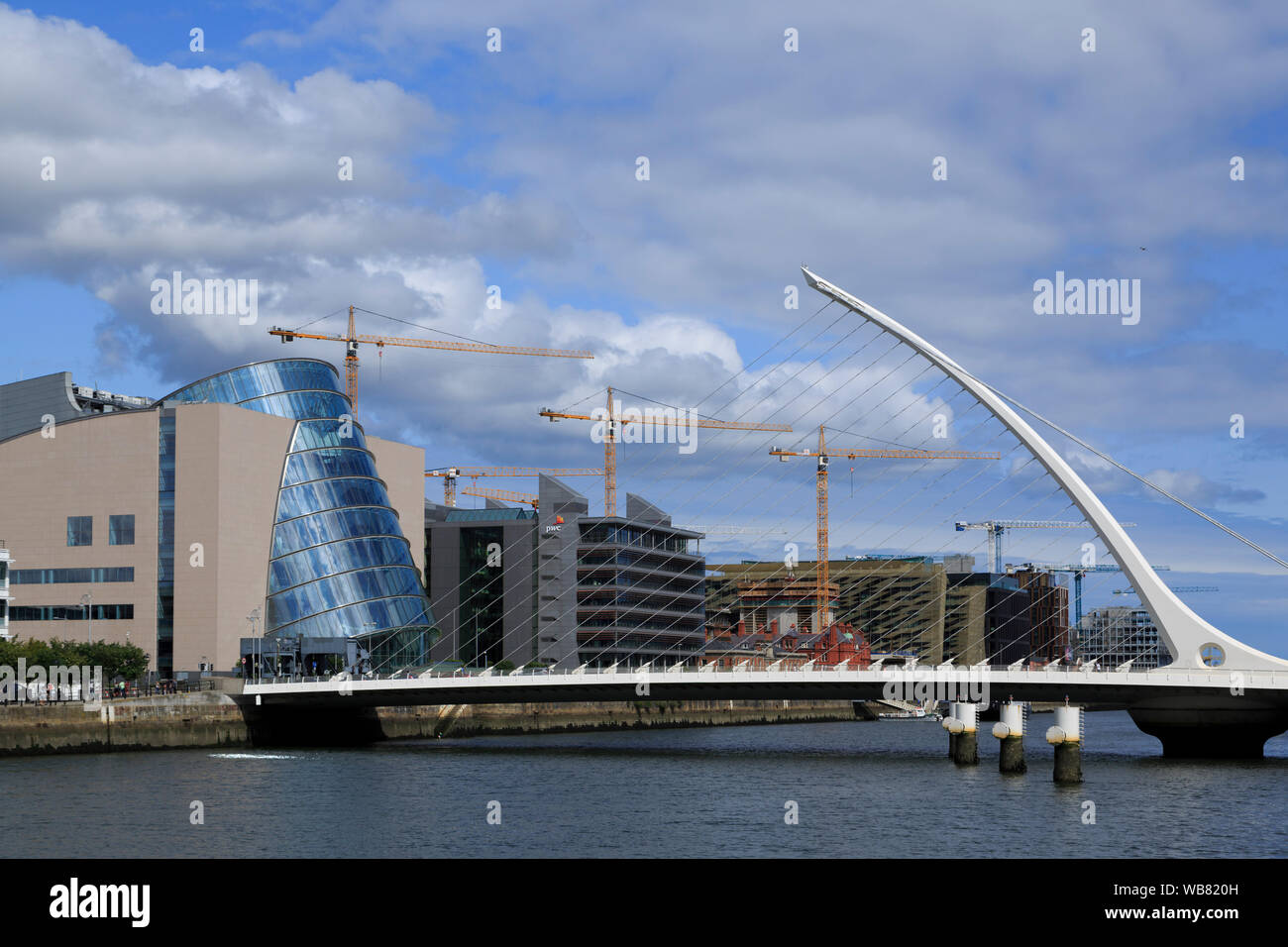 Samuel beckett bridge dublin ireland hi-res stock photography and ...