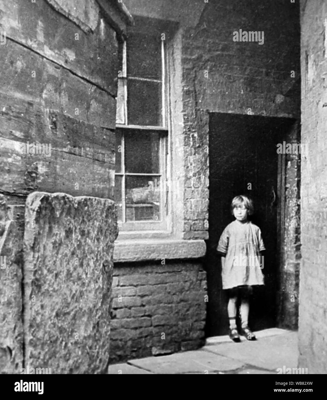 Slum housing, probably Manchester, early 1900s Stock Photo