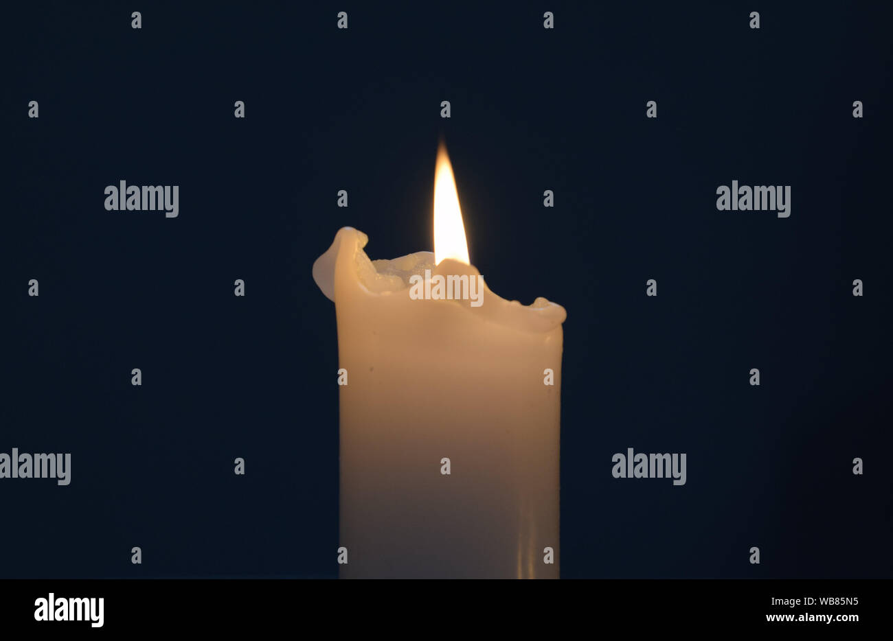 Candle burning hires stock photography and images Alamy