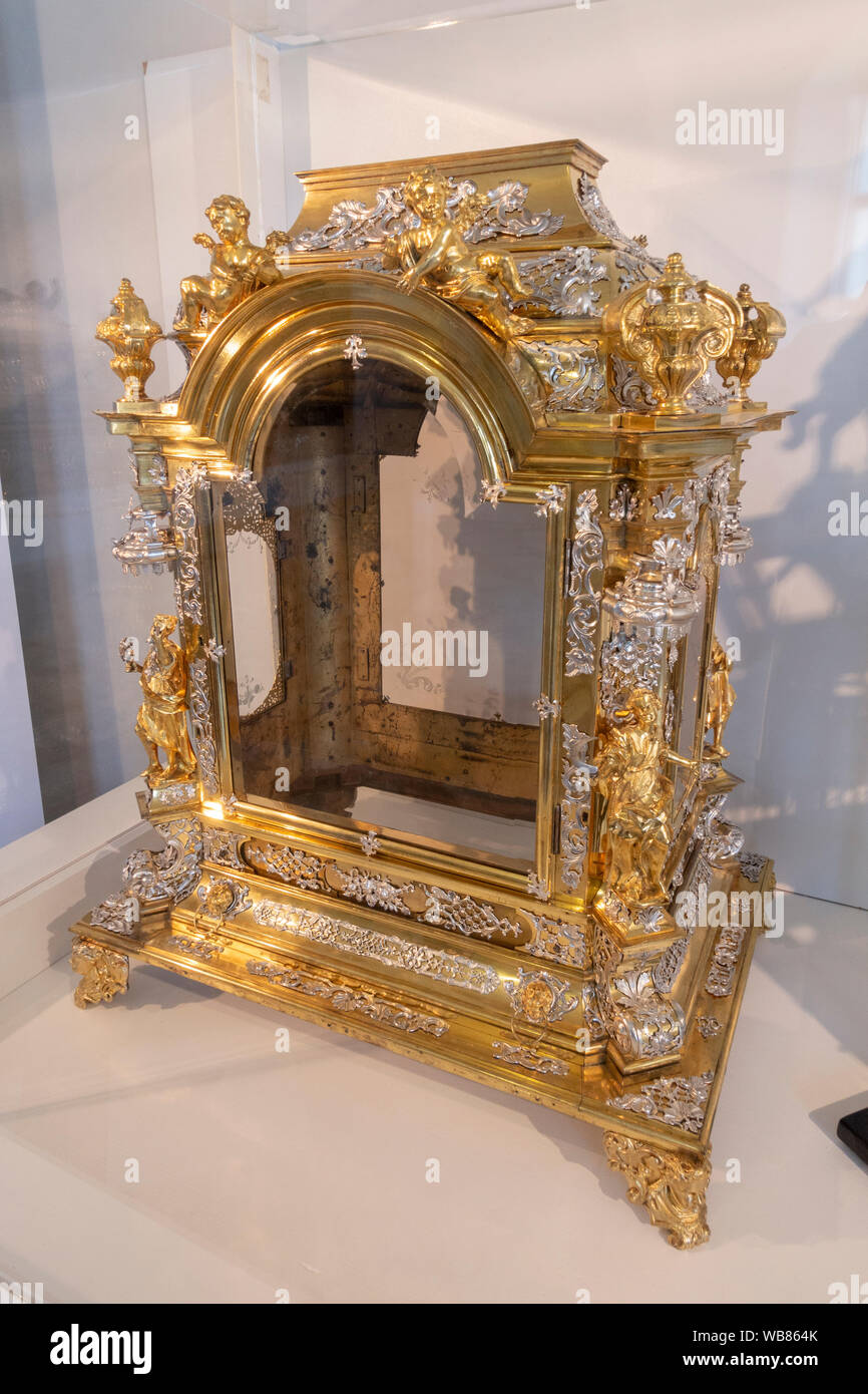 Ornate Clock High Resolution Stock Photography and Images - Alamy