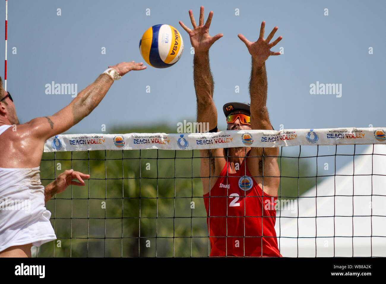 BLOCK DI ALEX RANGHIERI during Semifinals Championship Absolute 2019 - Men  And Women, Caorle (VE), Italy, 25 Aug 2019, Volleyball Beach Volley Stock  Photo - Alamy