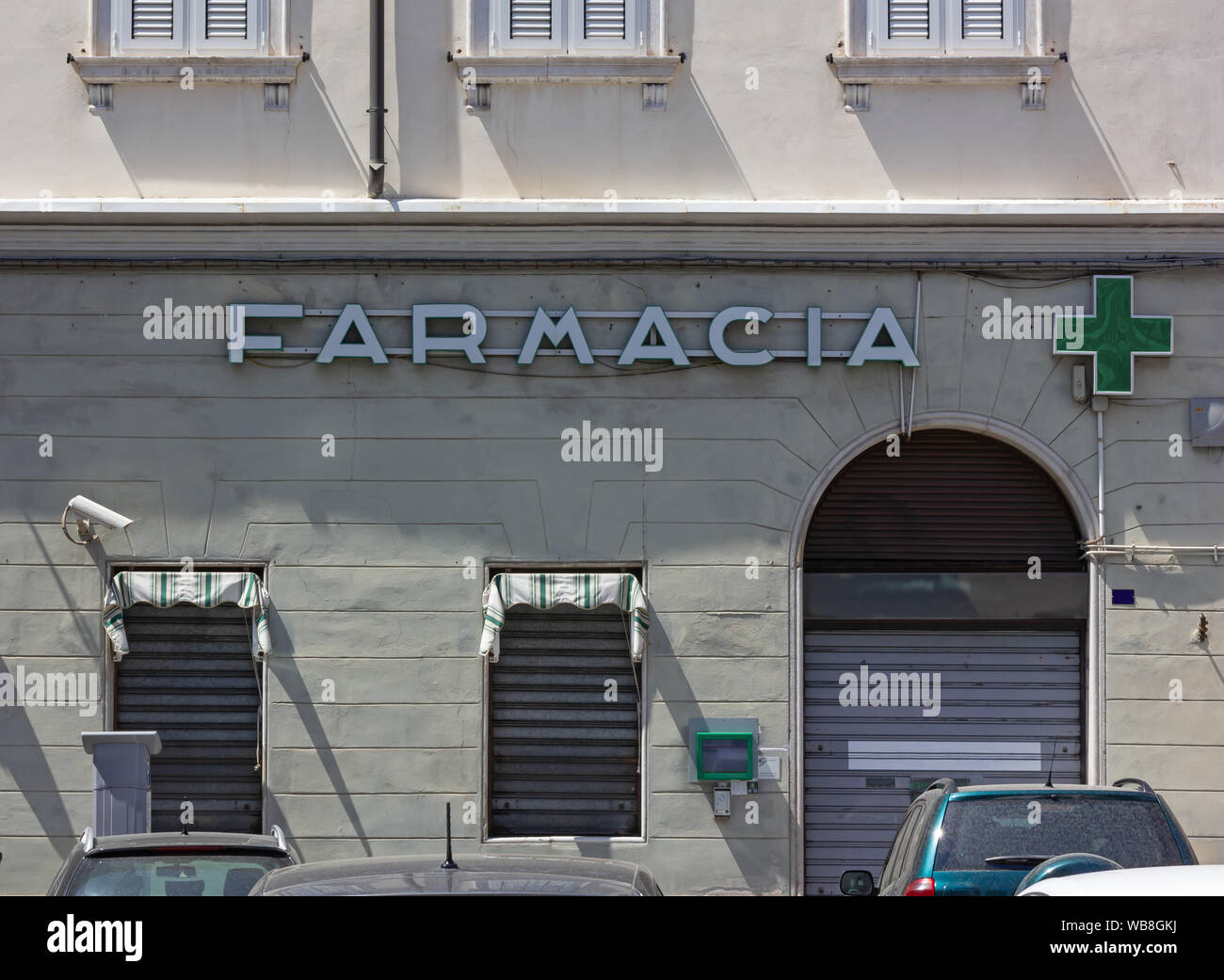 Pharmacy Closed Stock Photos Pharmacy Closed Stock Images Alamy