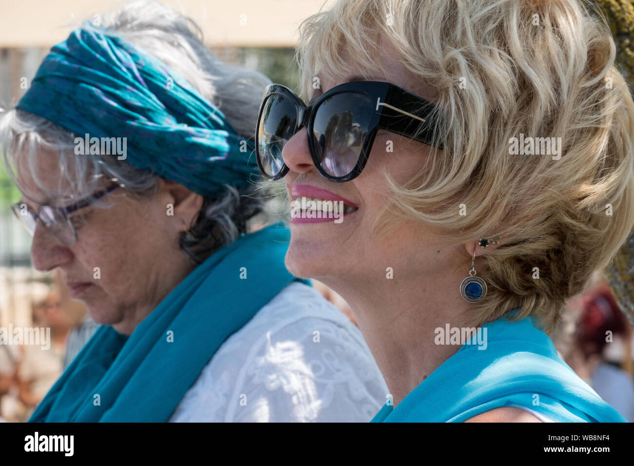 Jerusalem, Israel. 25th August, 2019. Women Wage Peace kick start their 4 day 'Journey of Hope' with an event at the Wohl Rose Garden opposite the Knesset ahead of the second round of 2019 national elections scheduled for 19th September, 2019. Assembling from all over the country, both Jewish and Arab women, they voice their demand from government for a political agreement with the country's adversaries and urge everyone to vote without concessions on equality, security and peace. Credit: Nir Alon/Alamy Live News. Stock Photo