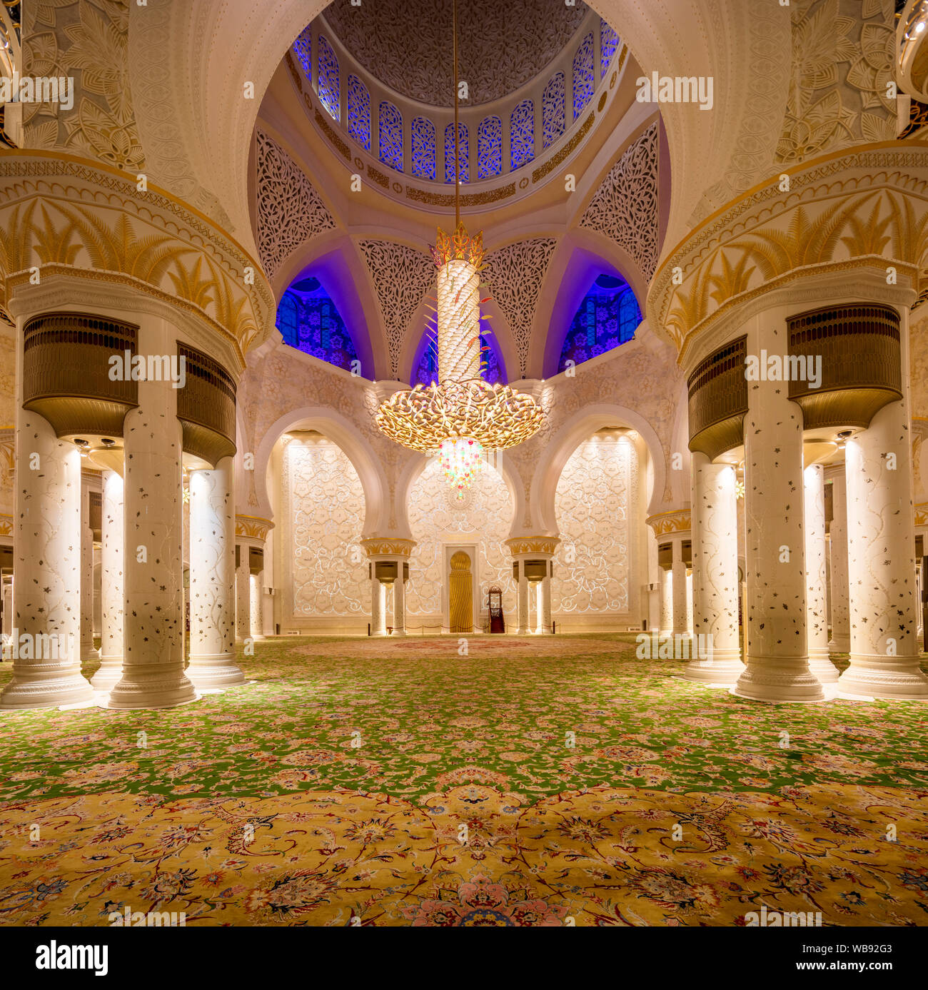 view towards mihrab, interior of main prayer hall, Sheikh Zayed Grand Mosque, Abu Dhabi, United Arab Emirates Stock Photo