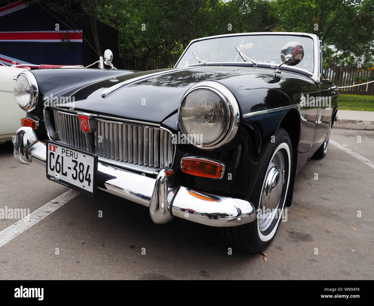 Classic car lima peru hires stock photography and images Alamy