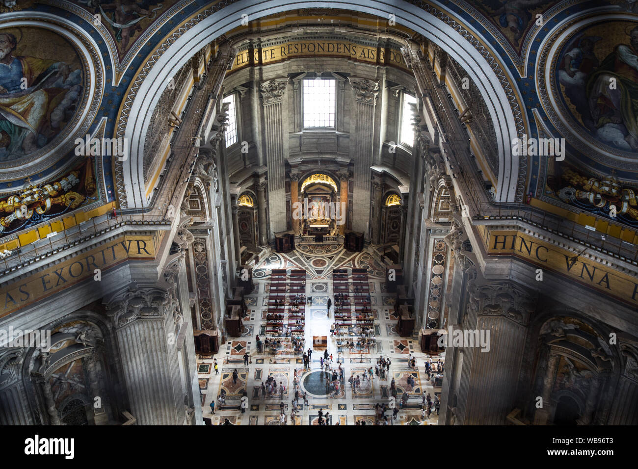 Peter Rome Tower peter's dome in rome Stock Photo - Alamy