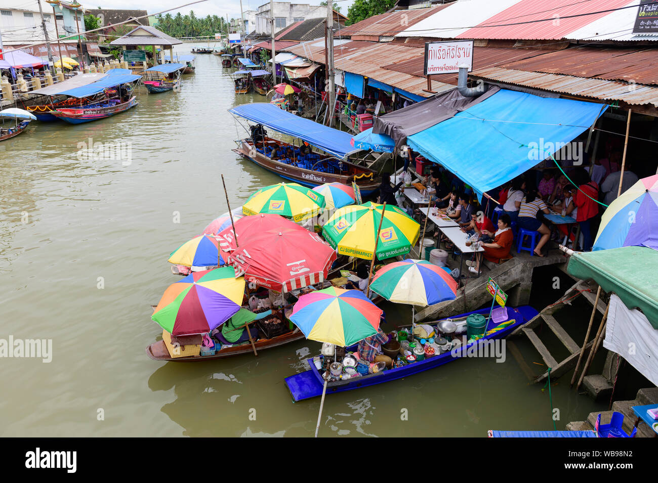 Boats In Amphawa Floating Market Stock Photo 265121166 Alamy