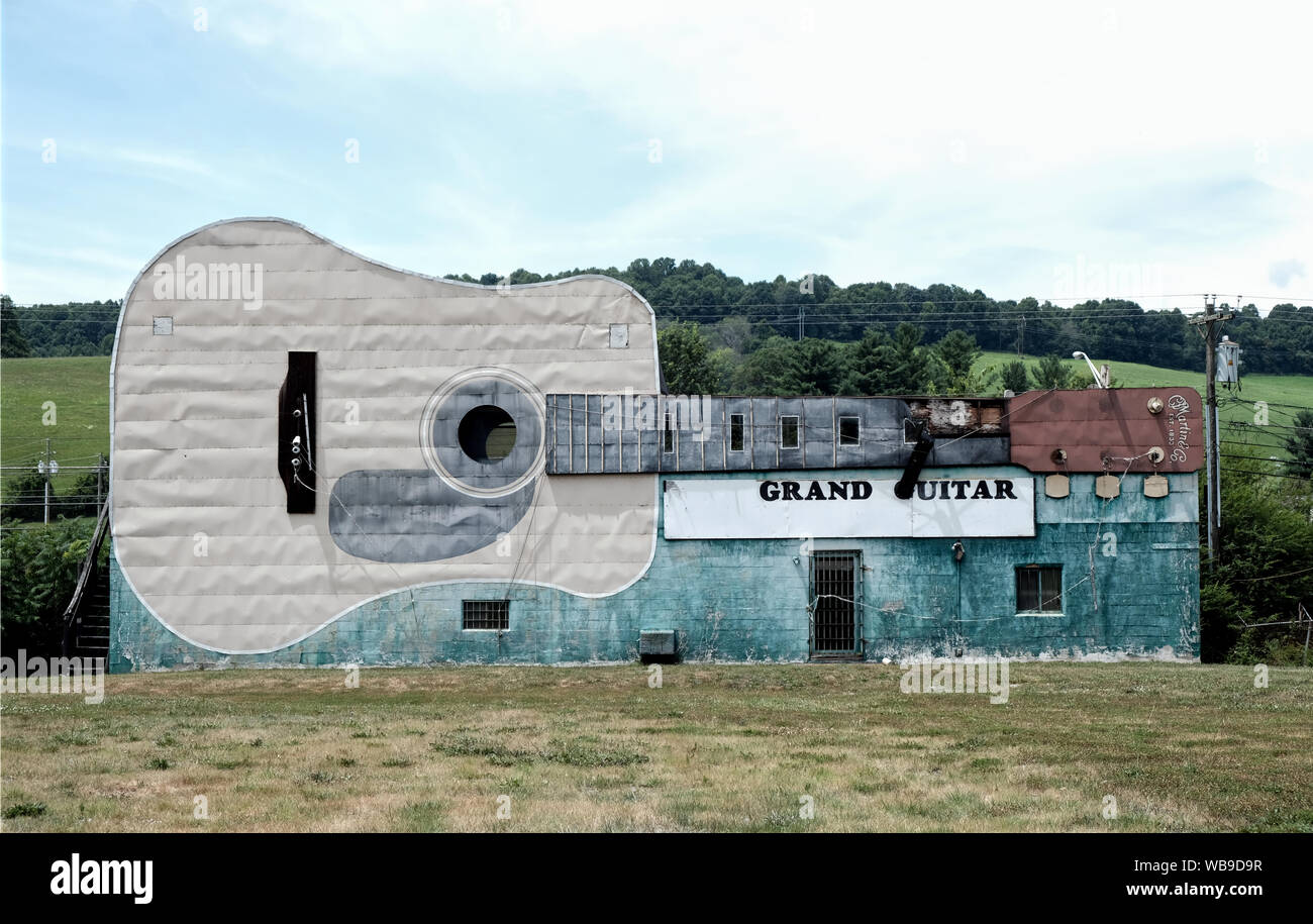 Grand Guitar building in Bristol, TN Stock Photo Alamy