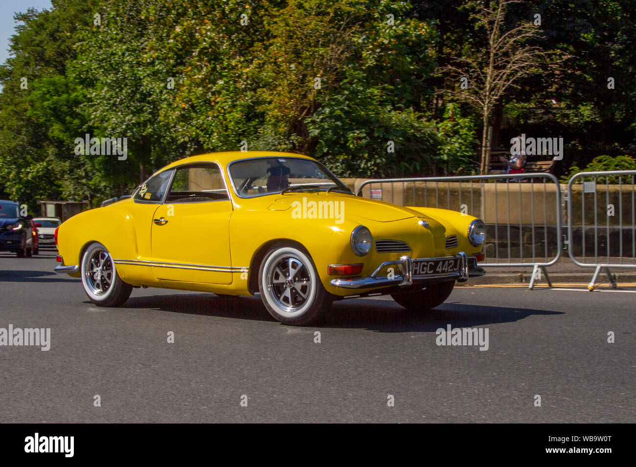 Karmann Ghia Yellow High Resolution Stock Photography And Images Alamy