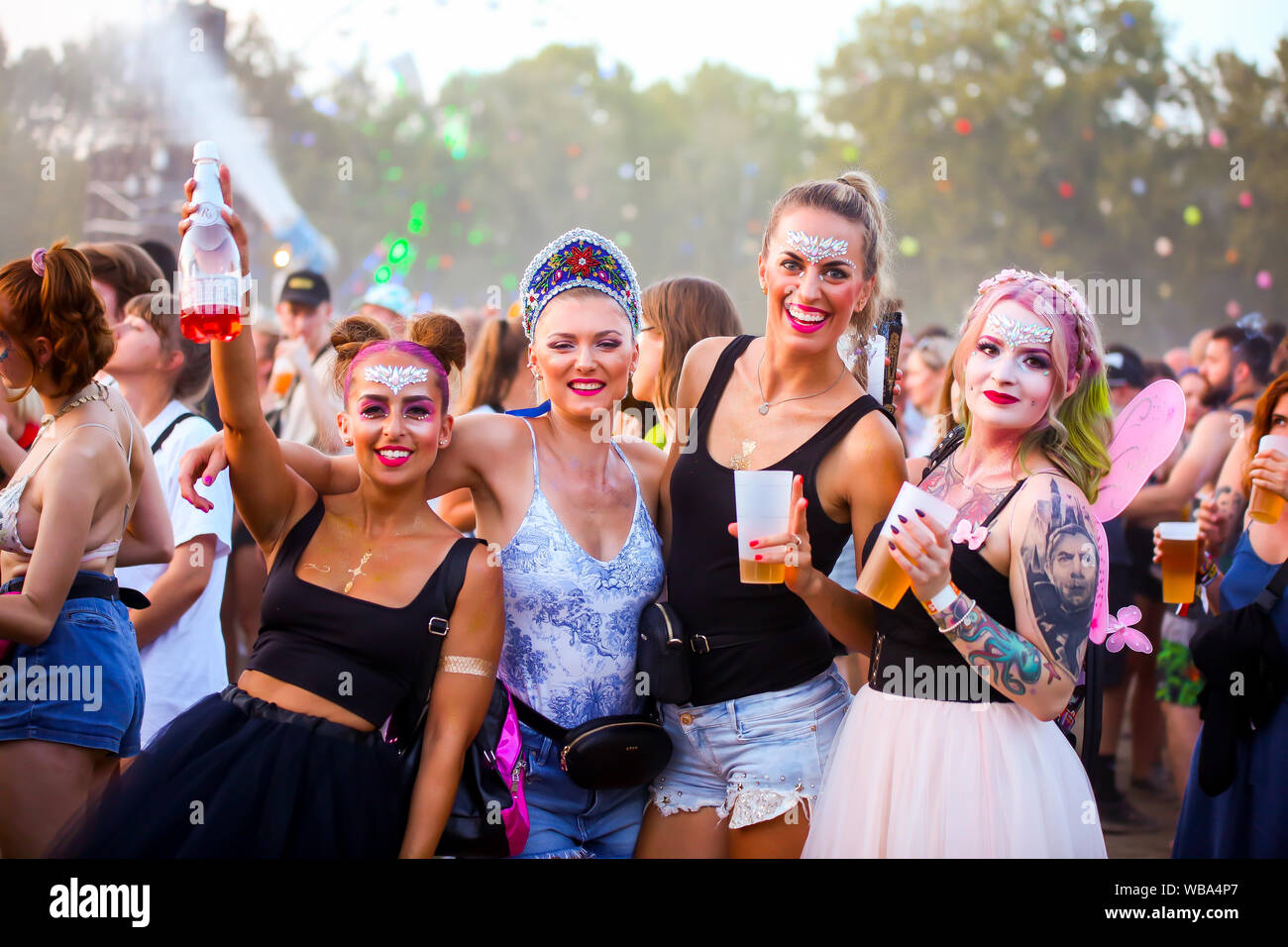 Budapest, Hungary. 09th Aug, 2019. The crowd during the Sziget Festival. The Sziget Festival is one of the largest music and cultural festivals in Europe. It is held every August in northern Budapest. (Photo by Luigi Rizzo/Pacific Press) Credit: Pacific Press Agency/Alamy Live News Stock Photo