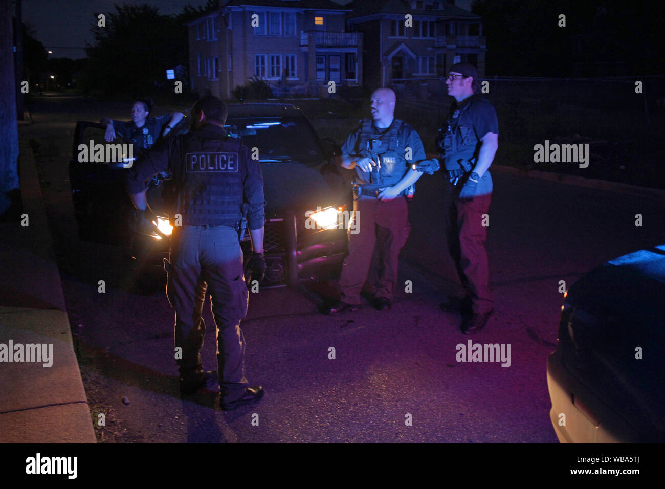 detroit-police-special-operations-officers-stock-photo-alamy