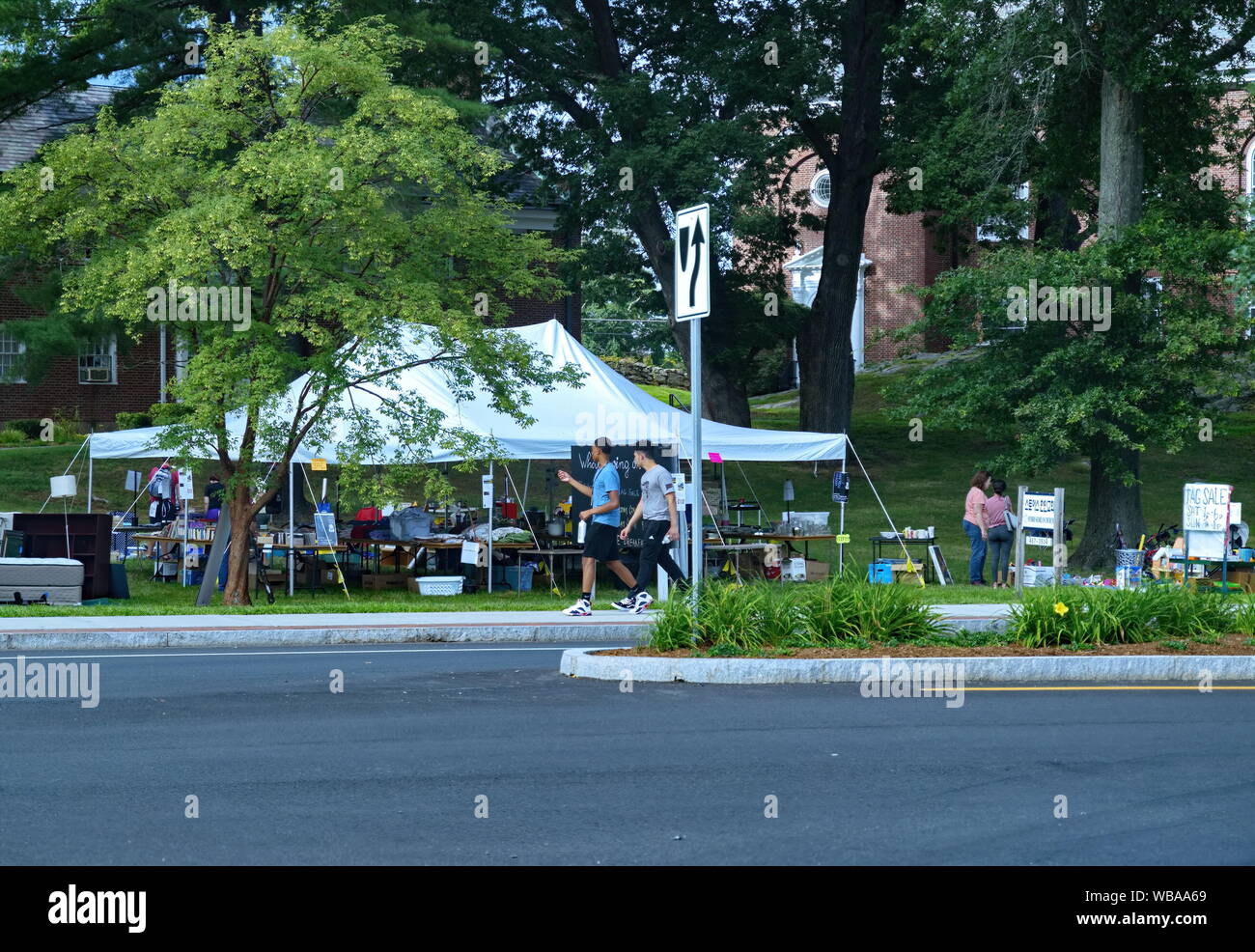 Storrs, CT USA. Aug 2019. College campus tag sale with used dormitory furniture and supplies during the start of another school year. Stock Photo