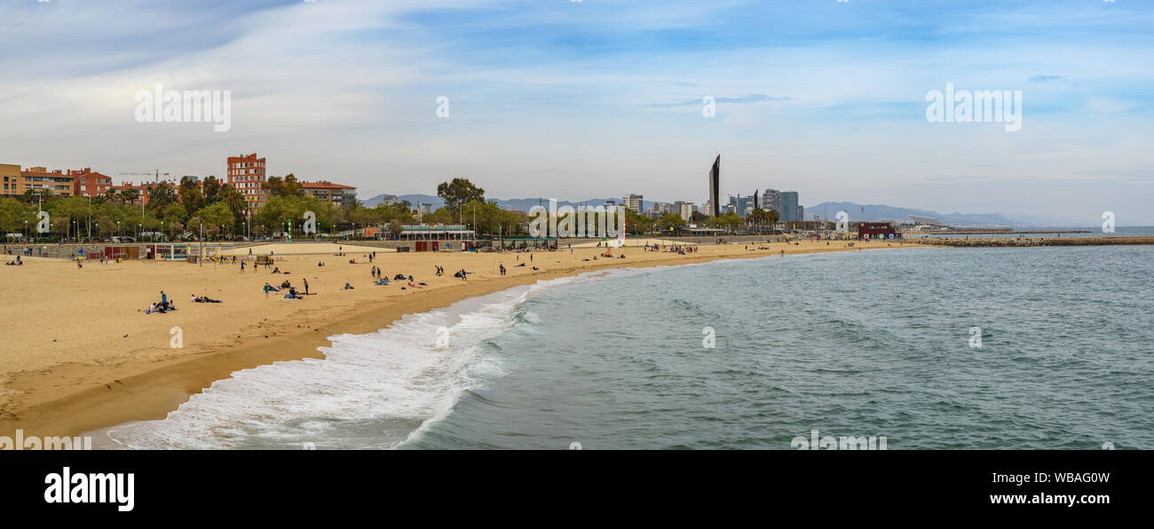 Barcelona cityscape skyline hi-res stock photography and images - Alamy