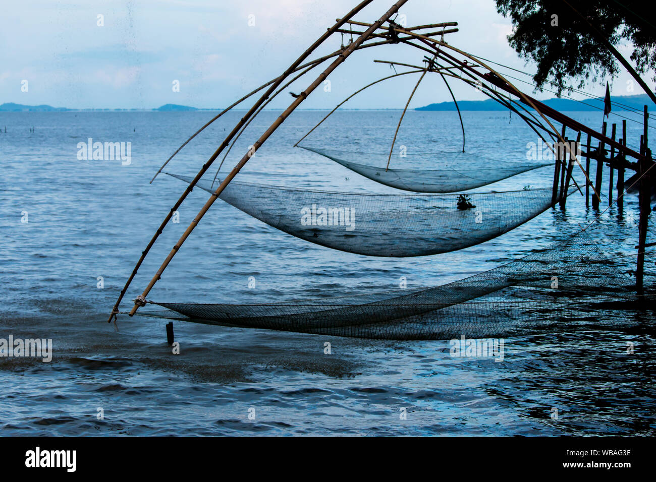 Bamboo fish trap hi-res stock photography and images - Alamy