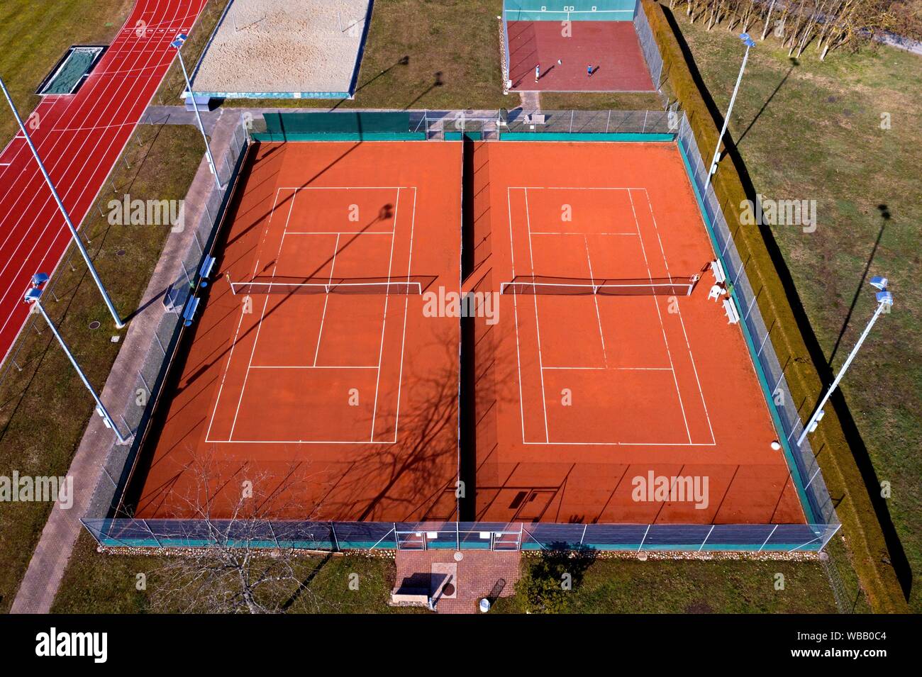 Tennis court birds eye hi-res stock photography and images - Alamy