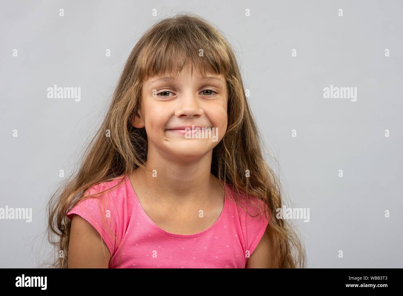 Portrait blond eight year old hi-res stock photography and images - Alamy