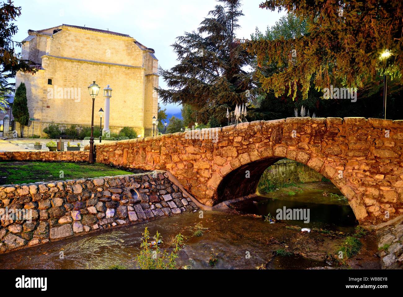 Stone Bridge And Church Of Inmaculada Concepcion Soto Del Real Madrid Spain Stock Photo Alamy