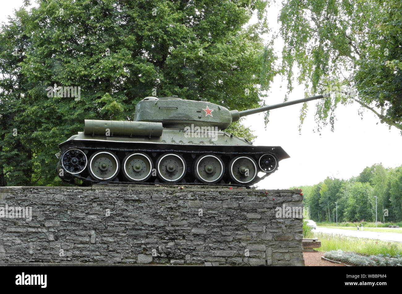 T-34 tank, the monument to commemoriate those periched in the World War II. Stock Photo