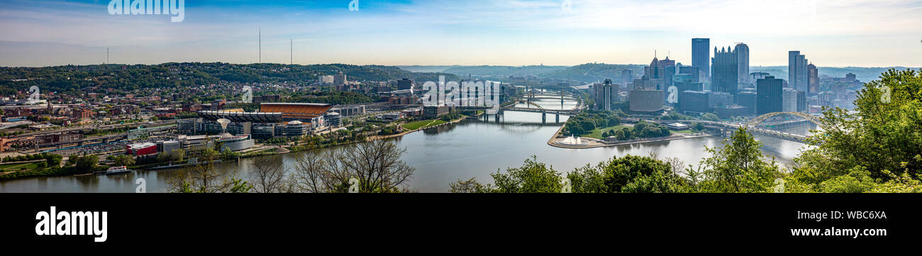 Pittsburgh Pennsylvania US of America, May 7th, 2019. Pittsburgh PA panorama of the city downtown from Point of view park Stock Photo