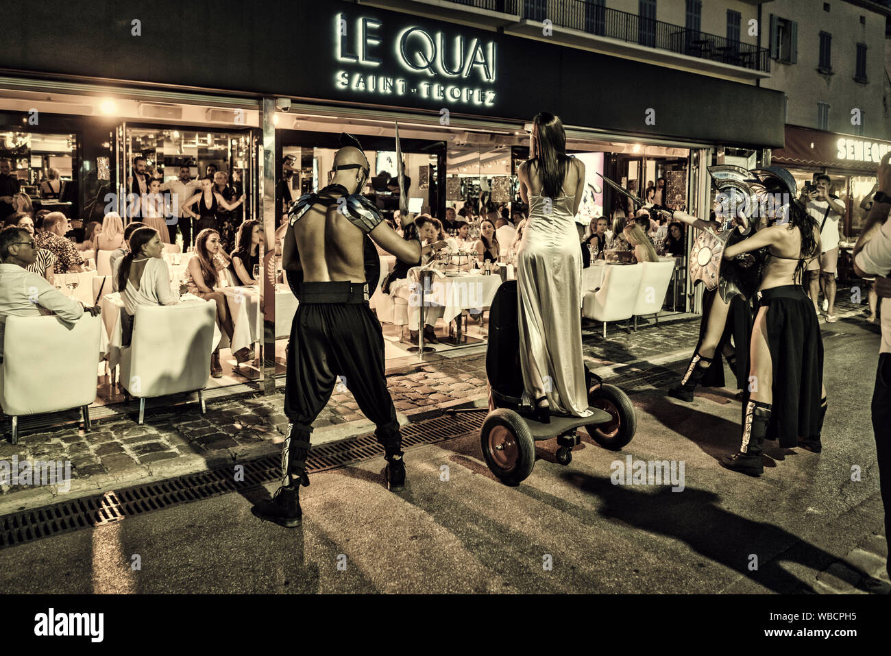 Dance performance, Le Quai Saint Tropez, Nightclub and Restaurant, Var, Cote d'Azur, south france, france, Stock Photo