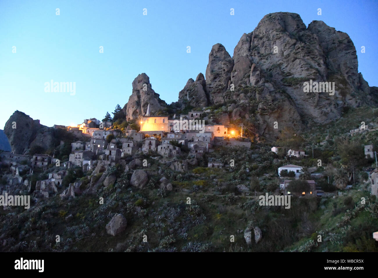 Aspromonte - Torrent Credit Giuseppe Andidero Stock Photo - Alamy