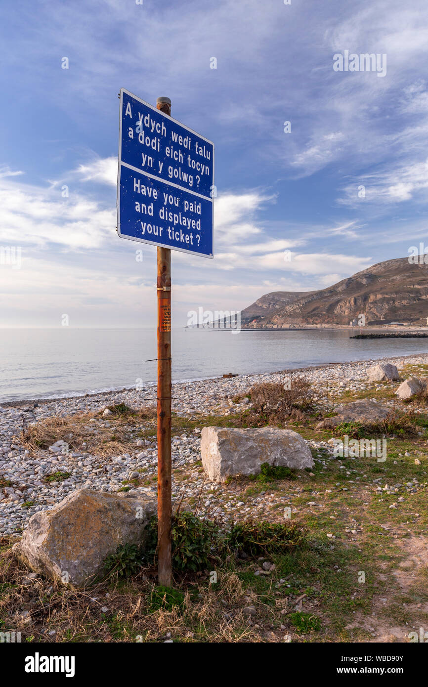 Parking sign at Llandudno West Shore, North Wales coast Stock Photo Alamy