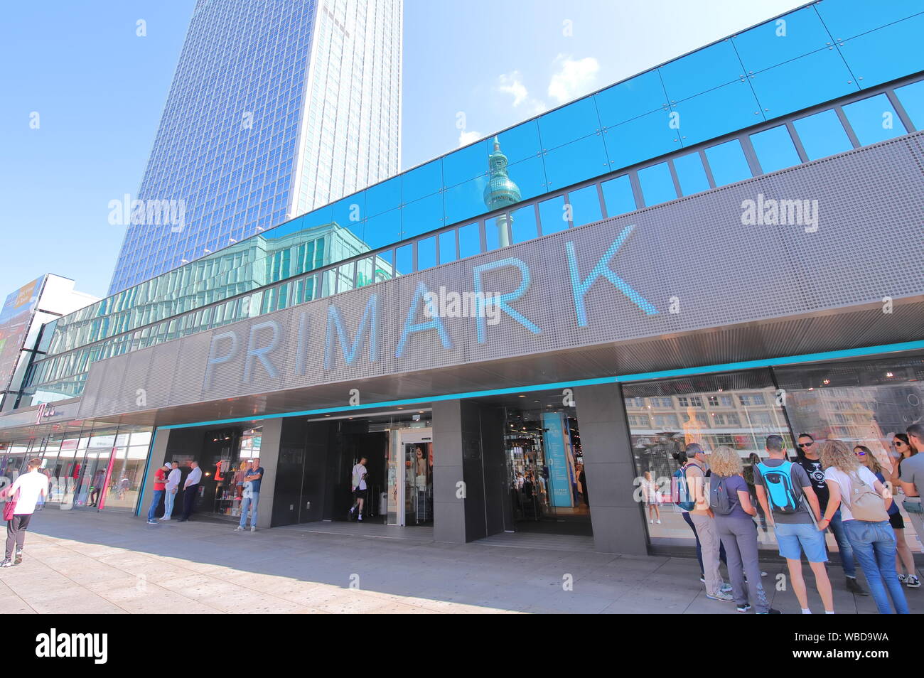 Primark shopping mall Berlin Germany Stock Photo - Alamy