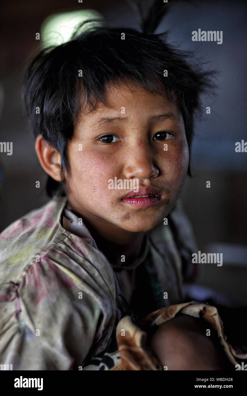 Palaung girl in a village near Hsipaw, Myanmar Stock Photo