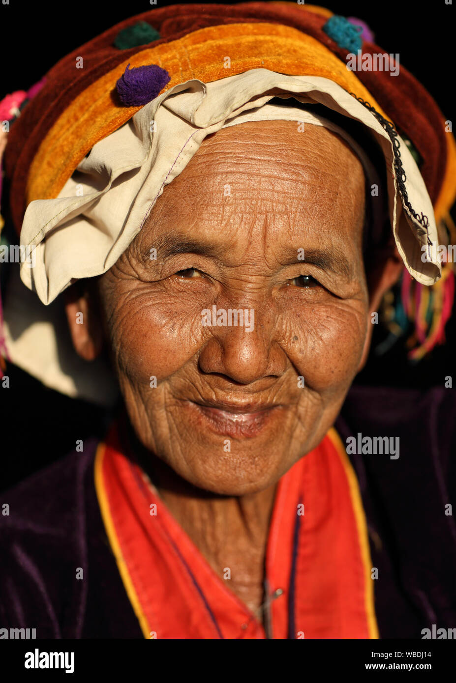 Palaung woman in a village near Hsipaw, Myanmar Stock Photo