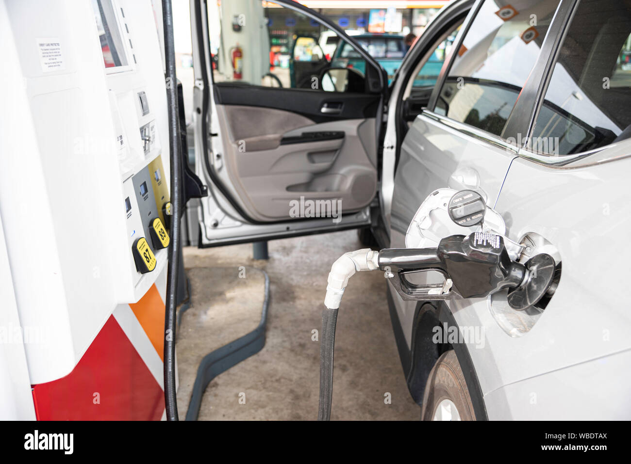 Empty Gas Tank Stock Photos & Empty Gas Tank Stock Images Alamy