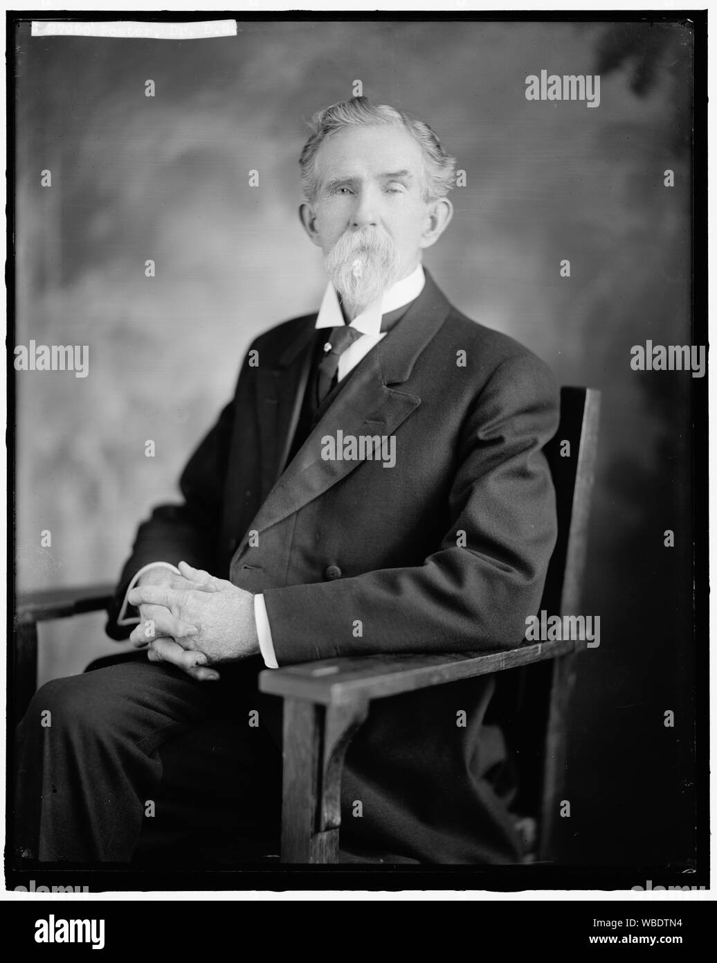 Doctor foster hi-res stock photography and images - Alamy