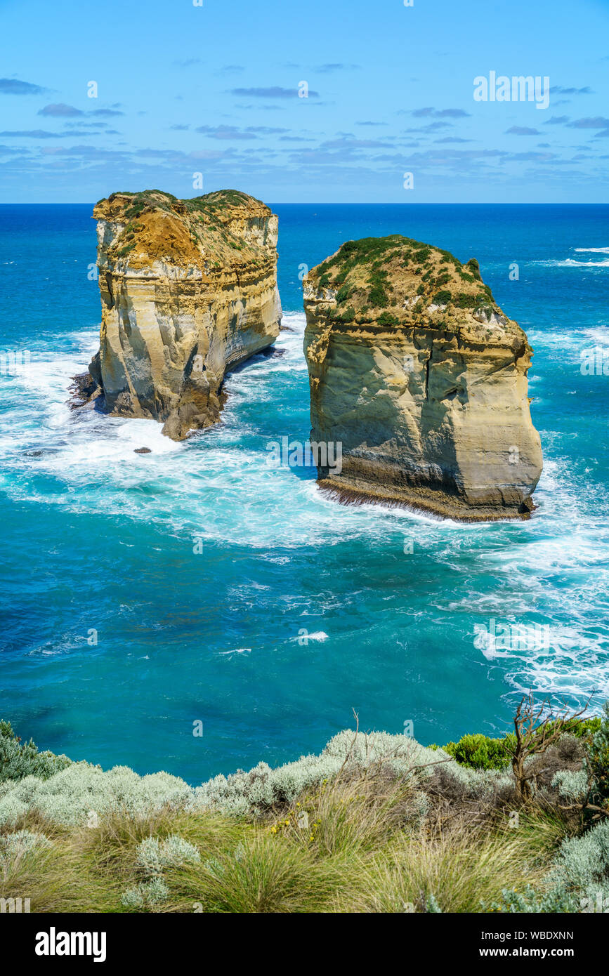 island arch from tom and eva lookout, port campbell national park