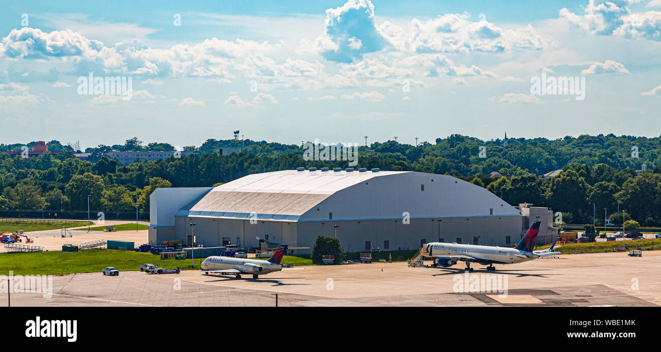 Delta headquarters atlanta hires stock photography and images Alamy