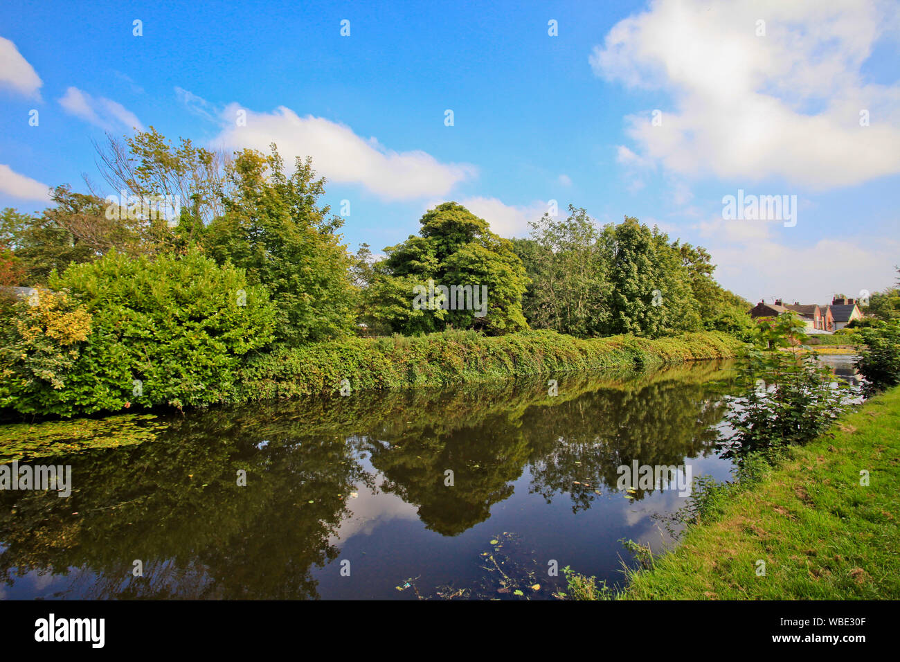 Leeds Liverpool Canal, Maghull, Merseyside Stock Photo Alamy