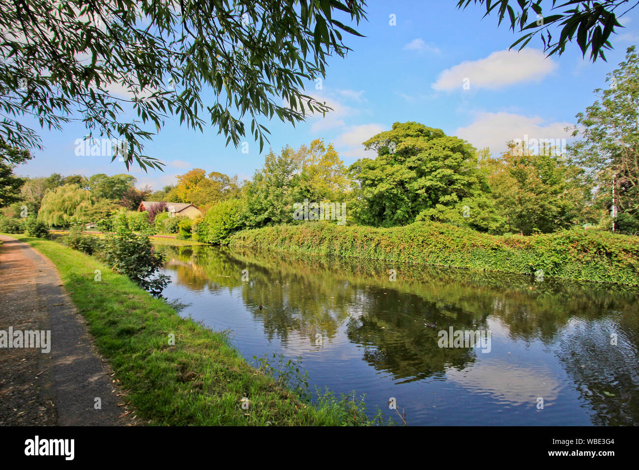 Leeds Liverpool Canal, Maghull, Merseyside Stock Photo Alamy