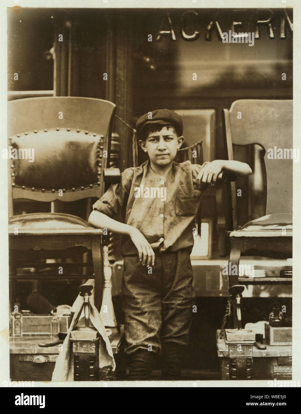 Frank Villanello, 21 Greenwich Ave., Father's Stand. Abstract: Photographs from the records of the National Child Labor Committee (U.S.) Stock Photo