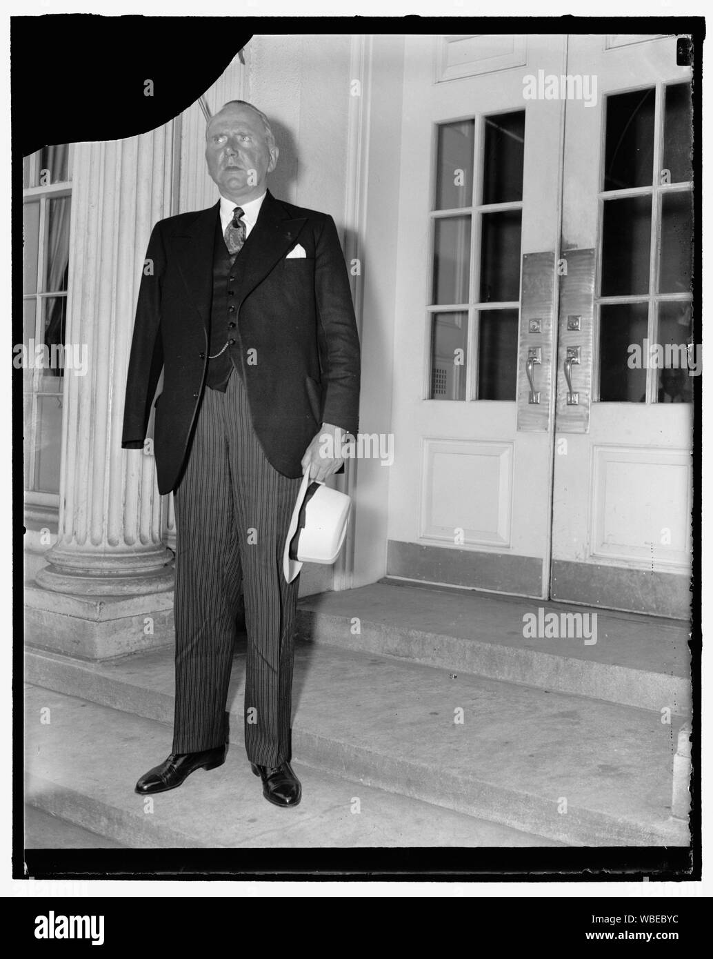 French senator pays respects to F.D.R. Washington, D.C., Sept 1. Senator Robert Thoumyre of France, and former minister of pensions, shown leaving the White House after conferring with Pres. Roosevelt, the Senator is in this country studying pension systems, 9/1/38 Abstract/medium: 1 negative : glass ; 4 x 5 in. or smaller Stock Photo