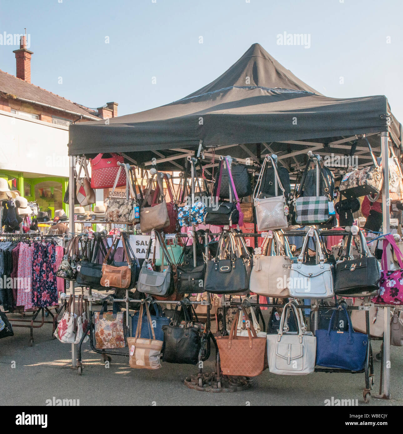 Handbags display hi-res stock photography and images - Alamy