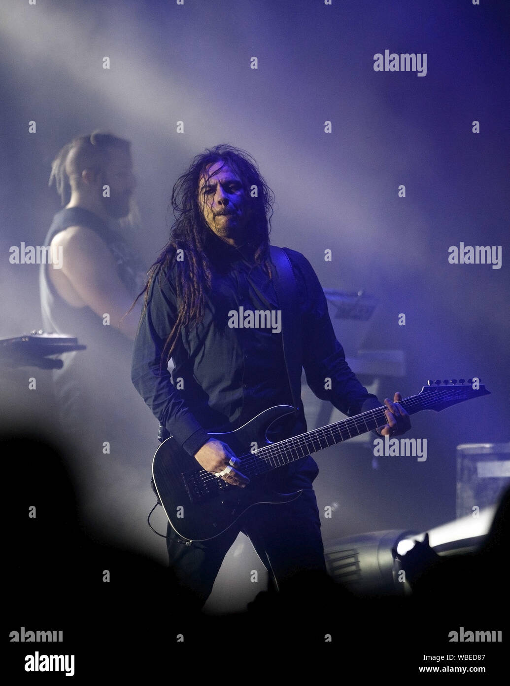 Guitarist james shaffer hi-res stock photography and images - Alamy