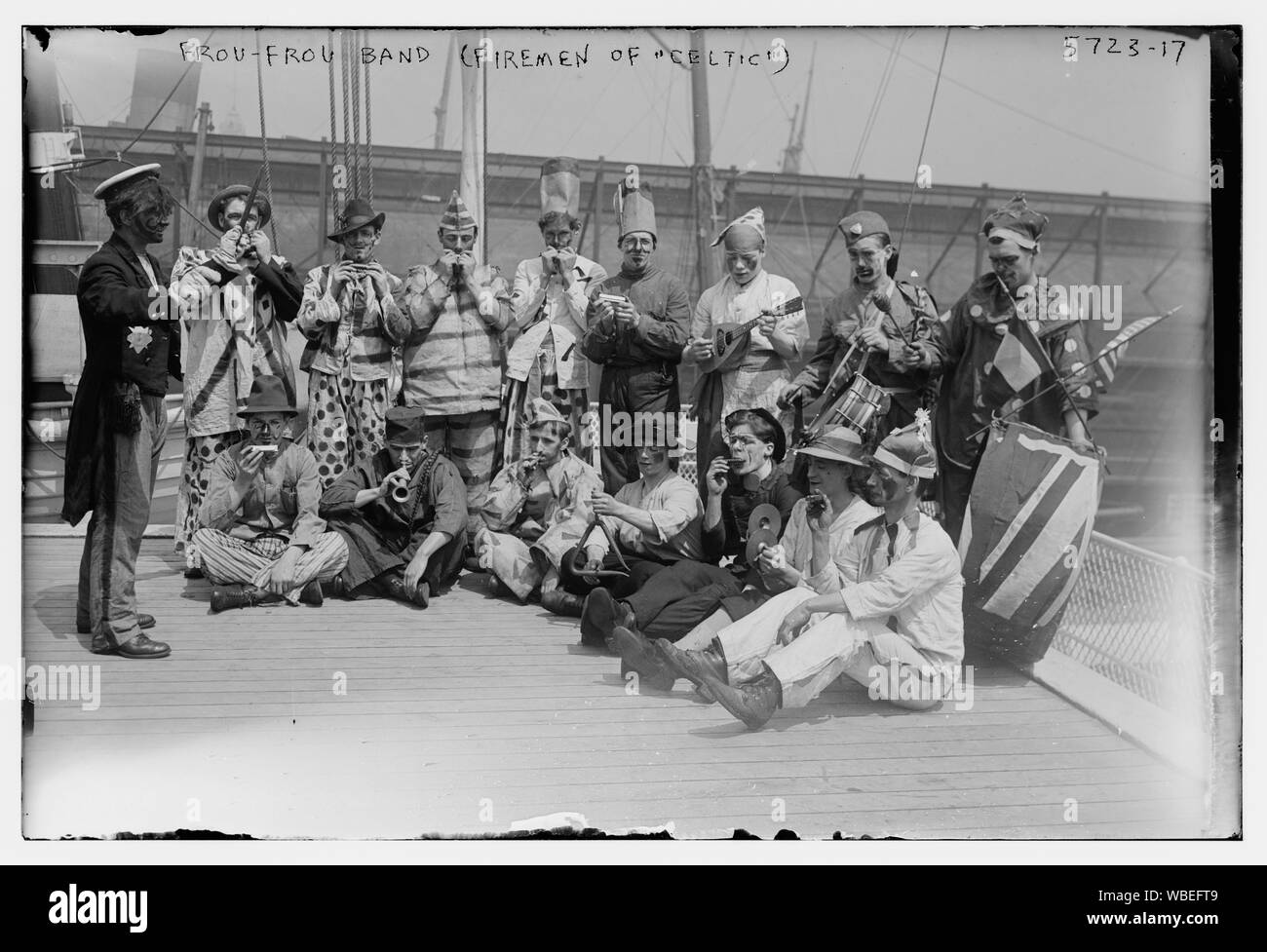 Frou frou band hires stock photography and images Alamy