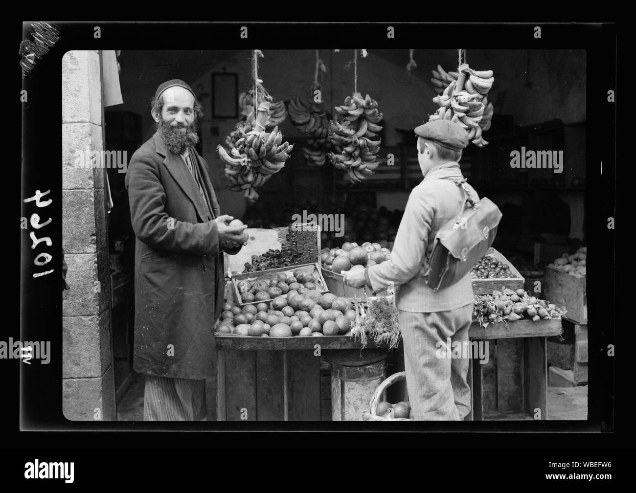 Fruit & vegetable store in Mea Shearim, Yemenite Abstract/medium: G. Eric and Edith Matson Photograph Collection Stock Photo