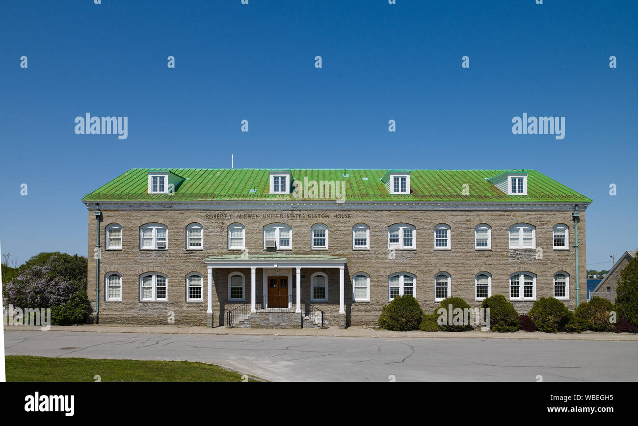Full exterior, Robert C. McEwen U.S. Custom House, Ogdensburg, New York Stock Photo Alamy