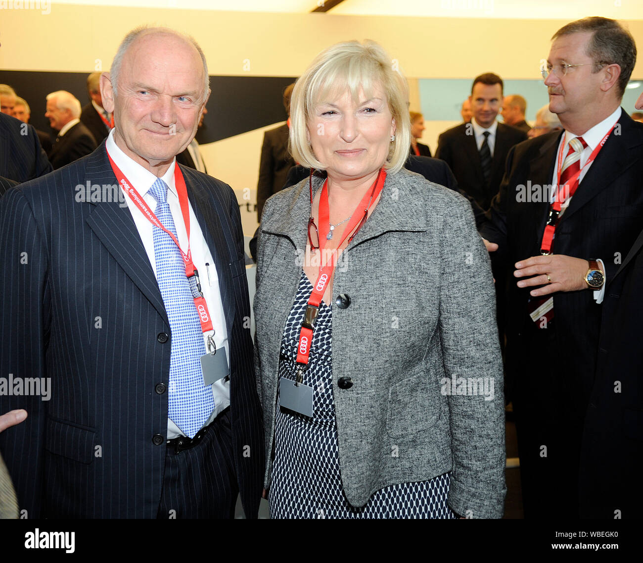 Ingolstadt. 7th May, 2008. Ferdinand PIECH died at the age of 82 years. Archive photo: v.li:Prof.Dr. Ing. Ferdinand K.PIECH with wife Ursula, Dr.Ing. Wendelin WIEDEKING, Management Chairman Porsche. Audi Annual General Meeting on May 7, 2008 in Ingolstadt.Automobilwirtschaft. | usage worldwide Credit: dpa/Alamy Live News Stock Photo
