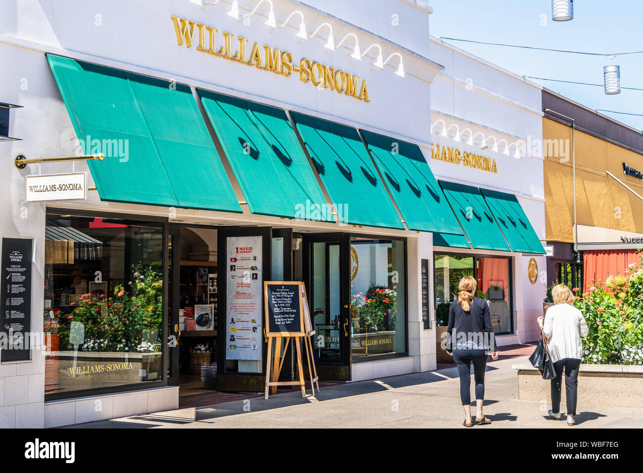 Williams and sonoma hi-res stock photography and images - Alamy