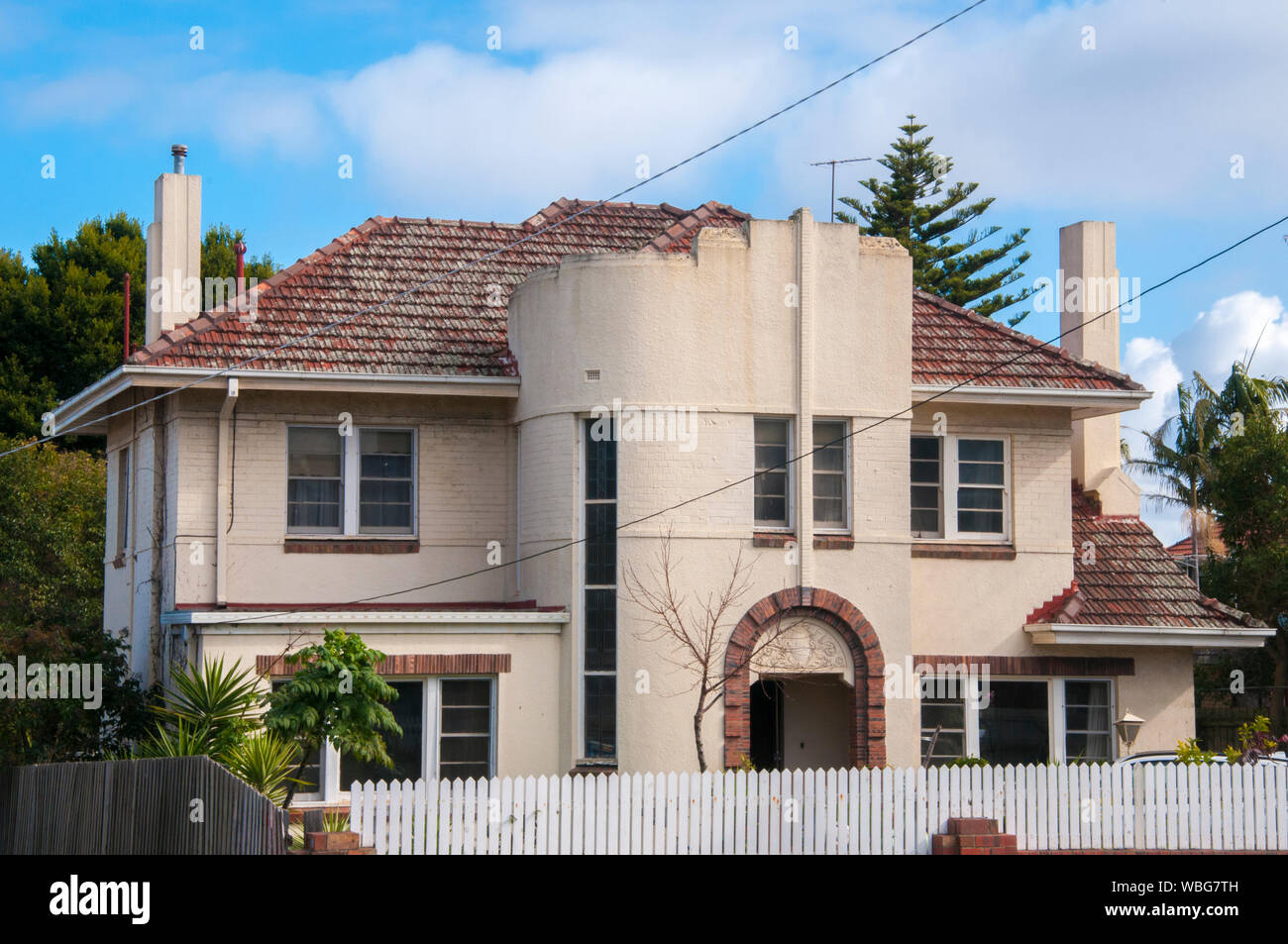 Streamline Moderne or Ocean Liner style home, a variation on 1930s Art Deco styles in suburban Melbourne, Victoria, Australia Stock Photo