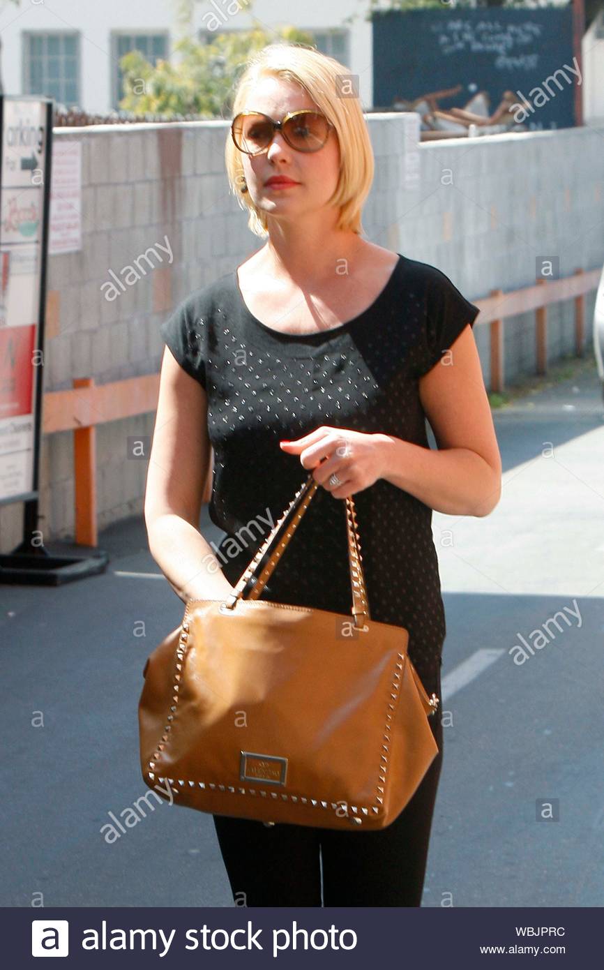 Los Angeles Ca Katherine Heigl Went To Lunch With Her Mom At