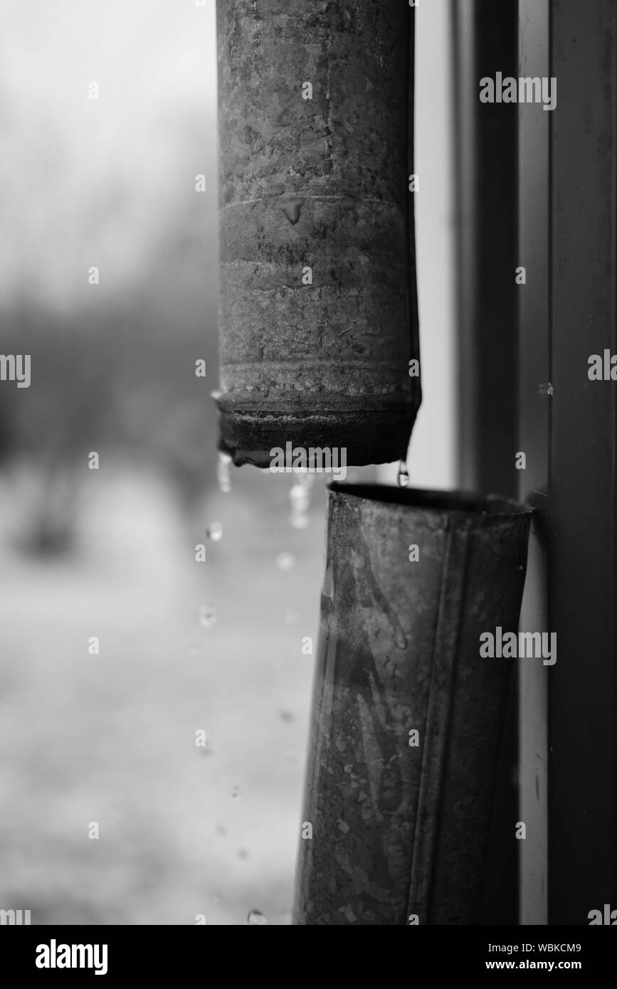Broken water pipe hires stock photography and images Alamy